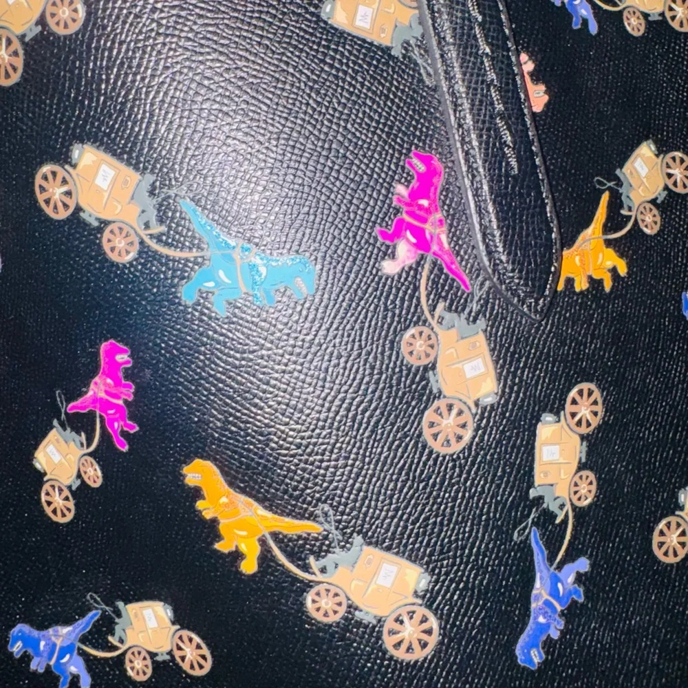 COACH REXY & CARRIAGE  BLACK/MULTI LEATHER repeat Glitter tote. Rare! - Picture 14 of 15